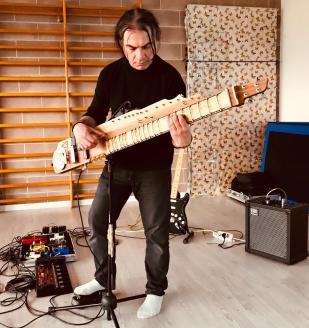 9c4a2833-e561-43d2-a749-906a98fe7a80